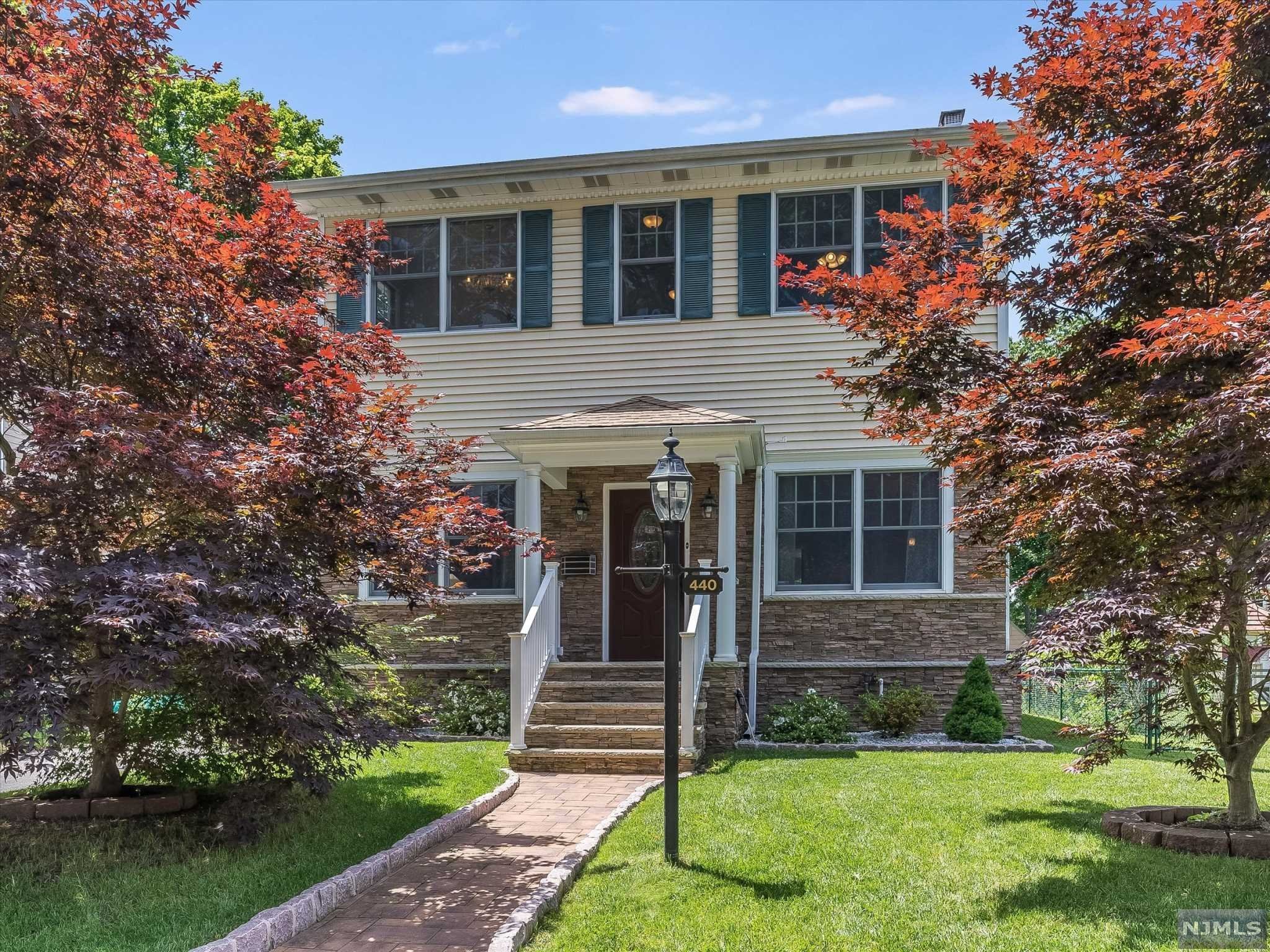 Welcome home to this beautiful 4 BR,4 bath colonial in desirable Glen Rock.The custom gourmet kitchen is the heart of the home boasting counter seating,an island w/prep sink,quartz counters,travertine backsplash,high-end appliances including Wolf,Thermador & Sub-Zero,an& an adjacent bar,perfect for entertaining.The kitchen opens to a family rm w/glass doors overlooking a fabulous backyard w/large deck shaded from summer sun w/a motorized awning.Back inside,a FLR w/fpl,banquet sized DR,full bth & convenient laundry complete the 1st level.A floating staircase takes you up to 4 spacious BRs,incl a beautiful primary suite complete w/renovated marble bth & WIC.The lower level w/its own entrance is nicely outfitted w/a full bth,a bonus rm perfect for guests or a home office,a rec rm,plus a 'summer kitchenette'.This mint condition home is full of endless updates too long to list!All this w/Glen Rock's top-rated schools,steps to the best NYC commute & charming downtown dining & shopping.