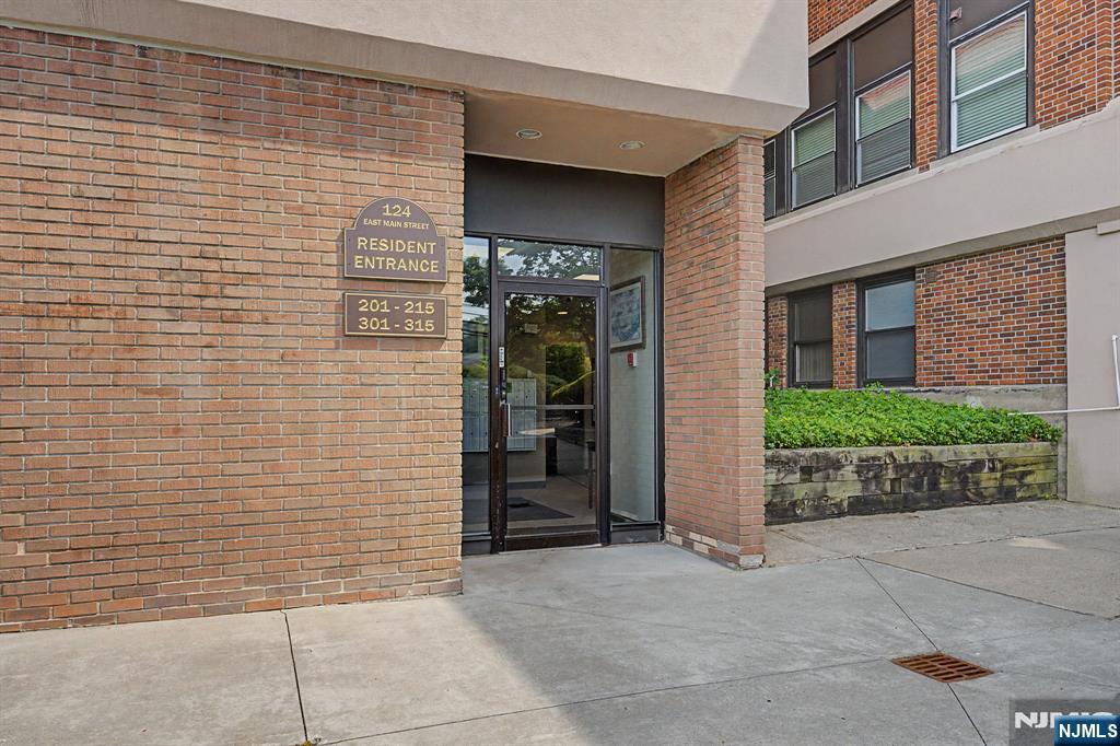 Unit 305. Enjoy spacious and stylish living in this beautifully renovated unit located in the desirable Schoolhouse Plaza. Filled with natural light from oversized windows, this airy 2 bdrm home offers an inviting layout, generously sized rooms, high ceilings & flexible bonus space perfect for a home office, reading nook, or study area. The entire unit has been thoughtfully updated with beautiful finishes throughout, including HW floors, elegant custom trim work & moldings, and a beautifully renovated kitchen designed for both everyday living & entertaining. The kitchen features updated cabinetry, stylish finishes, & a functional layout that flows seamlessly into the main living space. Large windows throughout the home create a warm & welcoming ambiance while bringing in abundant natural light. Enjoy the comfort & convenience of easy 1 floor living within a quiet, well-maintained building complete with elevator access. Shared laundry is conveniently located just down the hall. The monthly fee includes common area upkeep, water, sewer, HVAC, & building upkeep for low-maintenance living. One of the standout features is its unbeatable location just moments from vibrant DWTN Denville. Enjoy easy access to restaurants, coffee shops, boutiques & community events. Commuters will appreciate the nearby NJ Transit train station, as well as quick access to Routes 80, 46, and 53. The perfect blend of convenience, comfort, and charm in one of Morris County's most desirable communities.
