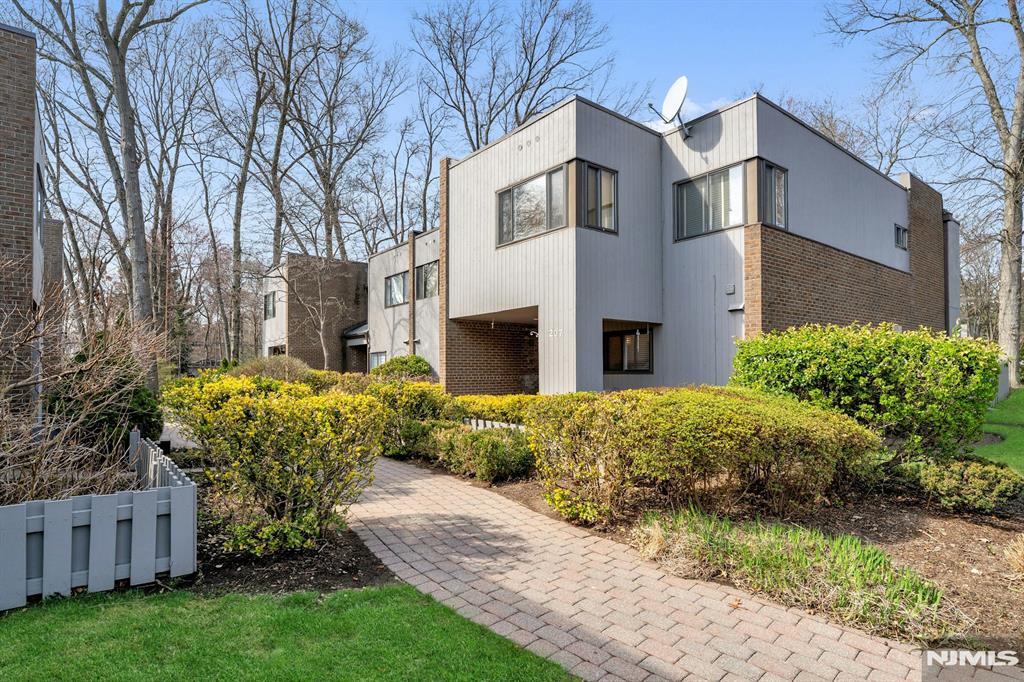 Luxury townhome living meets a private park setting at Washington Pond, one of Bergen Countyâ€™s most unique communities. Set on 17 lush wooded acres with a scenic 2-acre pond, lighted walking path, pool, tennis and playground, this sun-splashed 3-bedroom, 2.5-bath end-unit offers the carefree lifestyle buyers want today. Inside, an inviting foyer opens to a bright eat-in kitchen with large picture window and generous cabinet space, flowing to open-concept living and dining rooms with sliding glass doors to the private fenced patio and gardenâ€”ideal for entertaining or relaxing with pond-side breezes. The spacious multi-level layout features a large primary suite with sitting area, two closets, skylights and updated bath, plus two additional bedrooms, full bath and convenient first-floor laundry and power room. Enjoy central air, in-unit laundry, assigned parking right outside, and pet-friendly living just moments to NYC transportation, top local schools, shopping, dining and the Garden State Parkway. Washington Pond is a rare opportunityâ€”striking contemporary architecture, resort-style amenities and a peaceful park-like setting all in the heart of the Township of Washington.