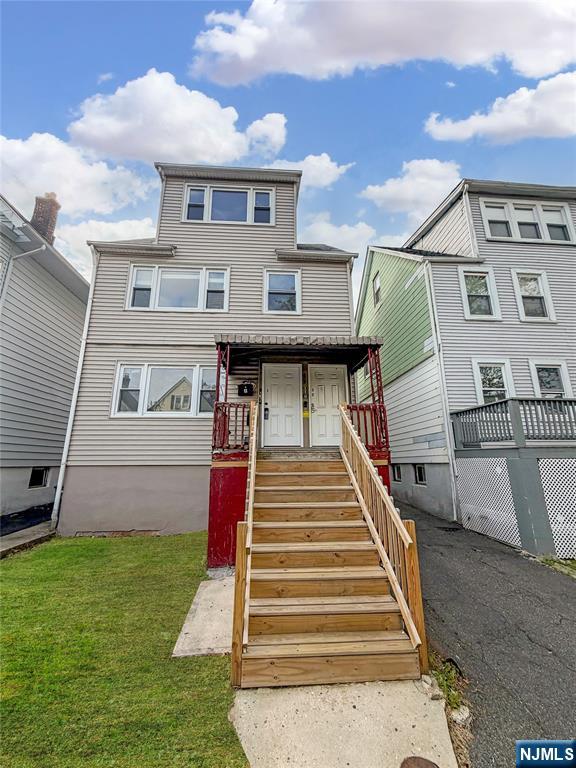 Welcome to this first floor freshly painted renovated unit at 459 Norwood St. Offering great space along with modern finishes. Please note guest will to access bathroom from main bedroom. Small dogs under 12lbs will be considered. Gas bill is split with 3 units. Parking being offered for an additional $100 fee for 1 car.