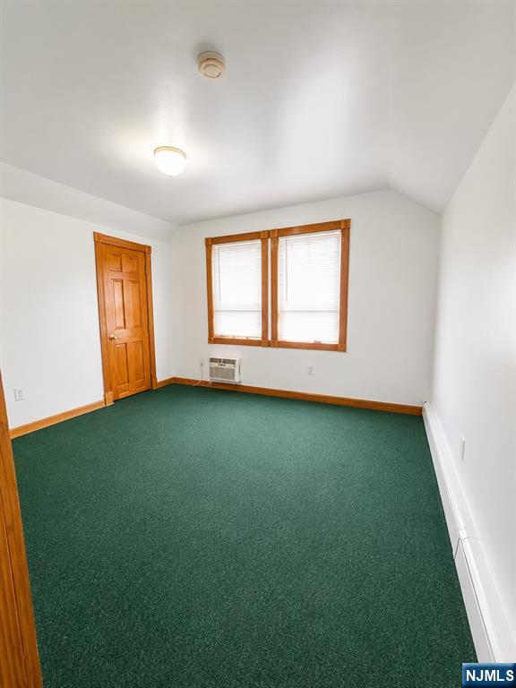 Private bedroom for rent in the heart of Rutherford! Enjoy your own private bedroom with access to a shared living room, shared kitchenette, and shared bathroom. Rent includes all utilities, Wi-Fi, and access to a washer and dryer. Street parking is available. Ideally located just one block from Park Avenue and within walking distance of the Rutherford NJ Transit train station, with easy access to NYC, restaurants, cafés, shopping, and major highways. Single occupancy only.