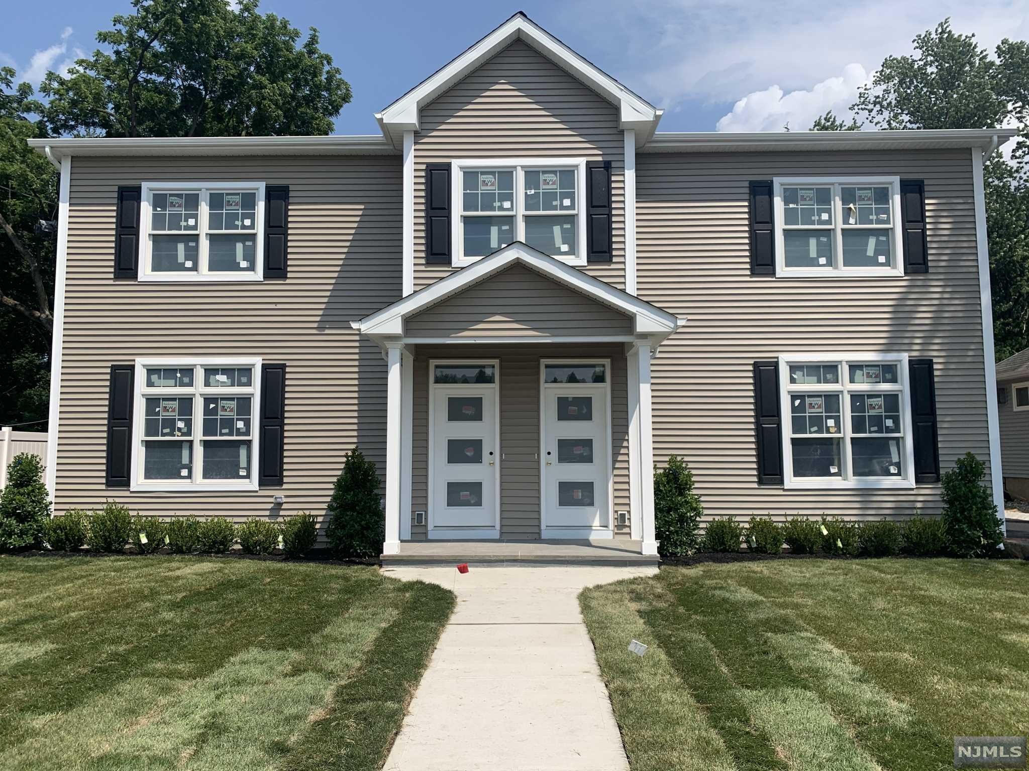BEAUTIFULLY APPOINTED BRAND NEW CONSTRUCTION BUILT BY THE MOST DECERNING DEVELOPER. EACH UNIT OFFERS HIGH CEILINGS THROUGHOUT,LARGE FOYERS, STATE OF THE ART KITCHENS WITH GRANITE AND ALL STAINLESS STEEL APPLIANCES. FRONT LOADING WASHER AND DRYER. THE UNITS SIT ON A PARKLIKE PROPERTY OVERLOOKING OTTO PEHLE POND STOCKED TO FISH, 14 MILES OF STREAMS, PARKS, PATHWAYS, PLAYGROUNDS AND A OASIS OF OUTDOOR FUN. OUT FRONT YOU HAVE NYC TRANSPORATION AT YOUR SERVICE AND WALK TO ELEMENTARY SCHOOL. EACH FLOOR OFFERS 3 LARGE BEDROOMS ONE TO WHICH IS A MASTER ENSUITE, LARGE LIVING ROOM, DINING ROOM, EIK, OUTDOOR PADIO ON FIRST FLOOR AND OUTDOOR DECK OFF SECOND FLOOR. HOME OFFICE AND PRIVATE LAUNDRY ROOMS FOR EACH FLOOR. DETACHED (2) CAR GARAGE (1) FOR EACH UNIT AND PARKING FOR (4) ADDITIONAL CARS.