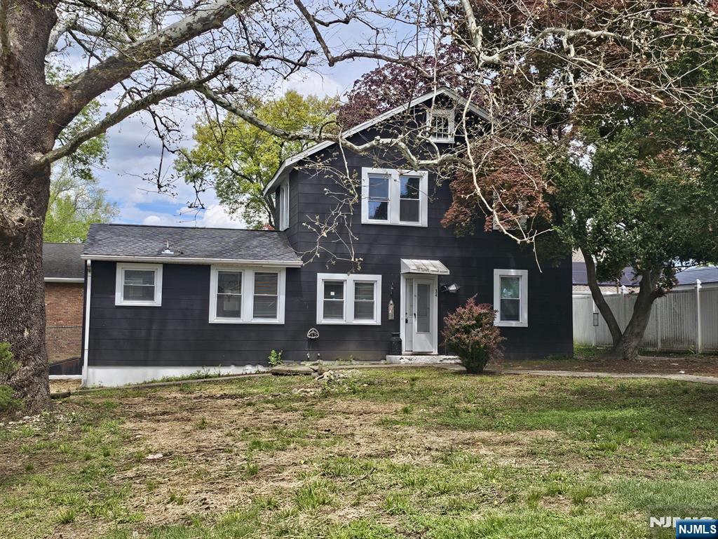 Great opportunity for a first-time homebuyer! This single-family home is located on a quiet dead-end street, offering privacy and convenience. Within walking distance to schools and with easy access to major highways, this home is perfectly situated. This property features 3 bedrooms, a spacious living room, an eat-in kitchen (EIK), and 1 full bathroom. A brand-new gas boiler has recently been installed. Being sold in as-is condition, this is a fantastic starter home with great potentialâ€”decorate and customize it to your own style!