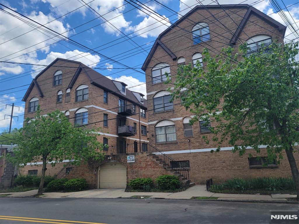 Beautiful condominium in the heart of the desireble ironbound section. Like new, with hard wood floor, very spacious living room and bedrooms, in excellent condition. Extra storage area and two cars garage, ease to show.