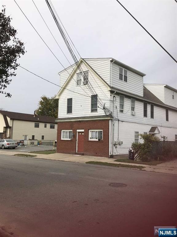 Bright 2 bedrooms apartment, good size rooms One parking ,small pets ok tenant pays all utilities (landlord responsible for cold water ) Near to the train station , and transportation. (car garage also for rent with additional $350 per month )