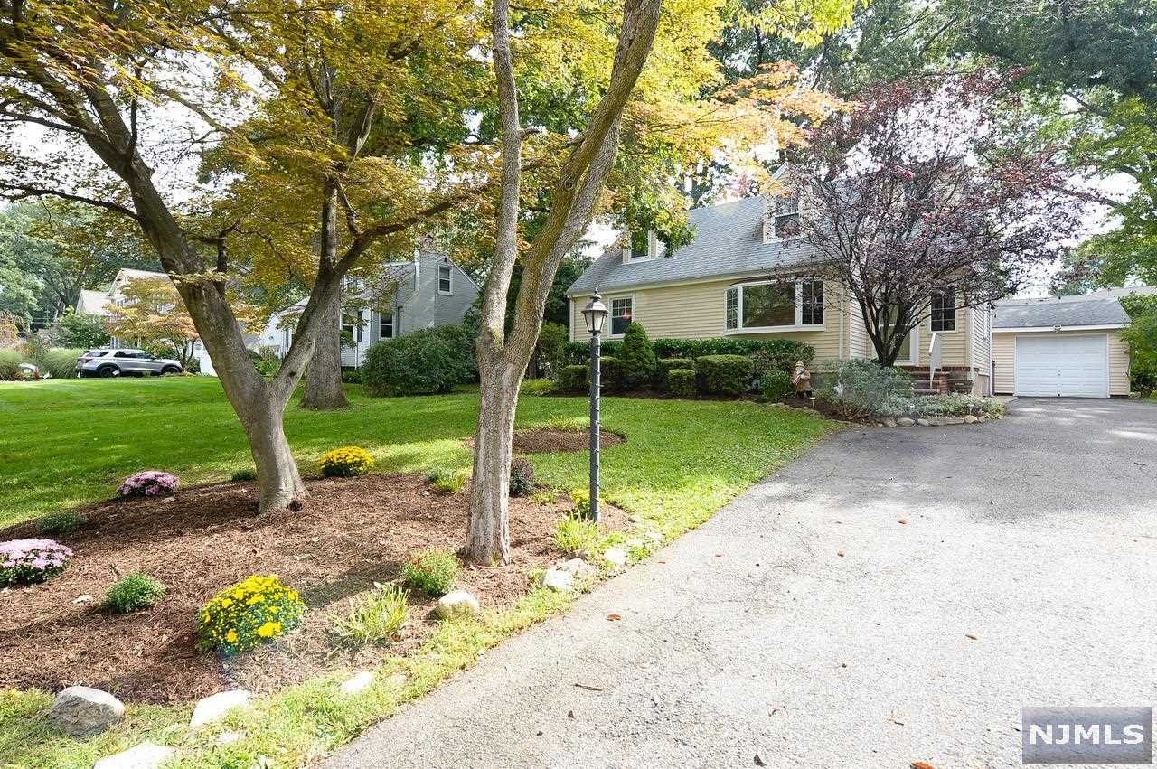 WONDERFUL HOME IN WYCKOFF. THIS IS A GREAT HOME. FIRST FLOOR BOASTS 2 BEDROOMS (ONE CAN BE MADE INTO A DINING ROOM AND THE OTHER CAN BE AN OFFICE), FULL BATH, A LARGE FAMILY ROOM/ LIVING ROOM, LARGE EAT IN KITCHEN WITH DOOR OUT TO A LARGE DECK AND PATIO. GREAT YARD TO HAVE PARTIES OR RELAX IN. 2ND FLOOR HAS 4 BEDROOMS AND A FULL BATH. 2ND FLOOR HAS BEEN FRESHLY PAINTED AND CARPETED. LARGE BASEMENT STORAGE WITH UTILITIES AND WITH PLENTY OF SPACE. A MUST SEE HOME.