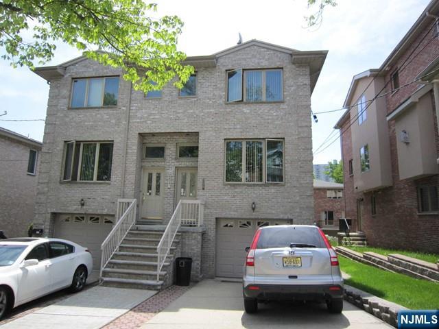 ALL BRICK MODERN DUPLEX, 3 BRS (CAN BE 4BR) AND 3.5 BATH, ONE CAR GARAGE, CLOSE TO SCHOOL, SHOP, AND NYC BUS STOP, FIRST & SECOND FLOOR WITH HARDWOOD FLOOR, GROUND FLOOR WITH TILED FLOOR. Updated Kitchen. NON-SMOKING UNIT. TENANT IS RESPONSIBLE FOR ALL UTILITIES, WATER, GAS, ELECTRICITY, INTERNET SERVICE, AND PHONE, FOR SNOW REMOVE, LANDLORD IS RESPONSIBLE FOR LAWN MAINTENANCE, TENANT NEED PURCHASE OWN TENANT INSURANCE POLICY. ANY MINOR DEFECTS SHALL BE FIXED BEFORE TENANT MOVE IN.