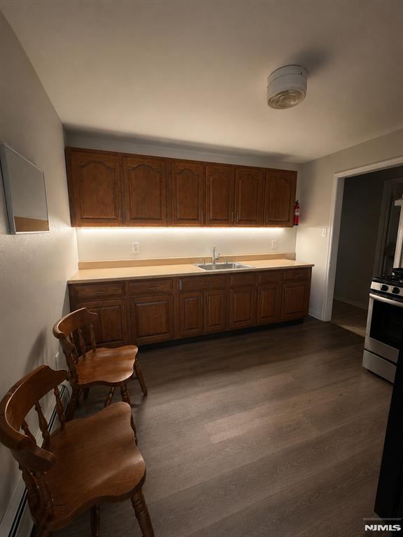 Comfortable 3 bedroom with 1 bath, 1st floor apartment in great location. Enjoy the convivence of first floor living with easy access to shopping, restaurants, schools, public transportation, and major highways. Credit and Income verification required.