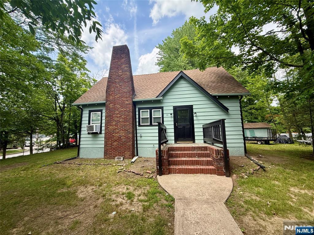 FULLY RENOVATED 4 BR 3 FBTH COLONIAL IN MAHWAH! The first floor features a NEW kitchen w/ never used stainless steel appliances and a breakfast bar. New hardwood floors flow into the dining area, which leads to the charming huge LR with a wood burning fireplace. Also on the main level you have your primary BR suite with full bath, and another large BR and a FBTH Powder Room. The Second level features 2 new bedrooms, with a large sitting/living room upstairs. The basement is newly finished with a private laundry area and storage. Enjoy A+++ schools, transportation, restaurants, Campgaw Ski Mountain, Darlington Golf Course, Ramapo Reservation, and everything else Mahwah has to offer!