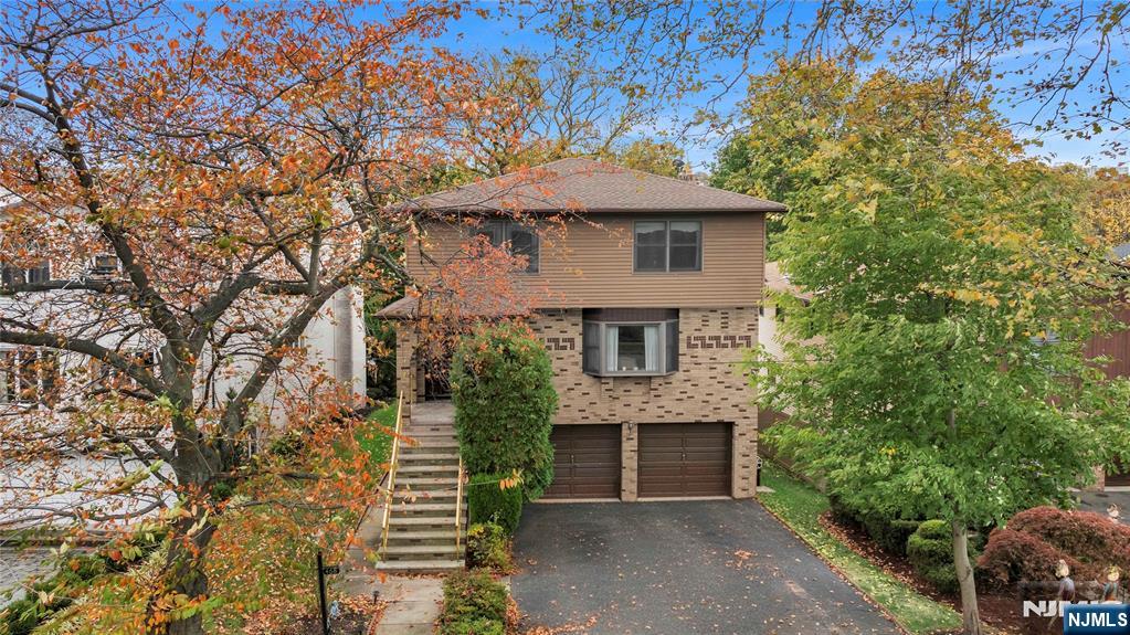 468 Morse Ave, situated on one of Ridgefield's most desired streets, this renovated and thoughtfully updated, 4BD/3.5BA residence offers approximately 3,300 square feet of refined living space. Blending modern upgrades with a solid, well-designed layout, this home delivers turnkey convenience with exceptional comfort and style. The main level features bright, open living and dining areas ideal for both everyday living and entertaining. A brand-new chefâ€™s kitchen serves as the centerpiece, showcasing updated cabinetry, sleek countertops, and contemporary finishes. The inviting family room is complete with a fireplace and built-in bar, with sliding glass doors that open to a large deckâ€”perfect for seamless indoor-outdoor living. Upstairs, the primary suite offers a private bath and generous closet space, while additional bedrooms provide flexibility for guests, a home office, or a growing household. The lower level expands the homeâ€™s versatility with additional living space and a full bath, ideal for a recreation room, media lounge, or gym. Recent upgrades include fully renovated bathrooms, new lighting, and a brand-new roof. The private backyard provides a tranquil setting for relaxing or entertaining. Conveniently located near schools, parks, shopping, and major highways, 468 Morse Avenue combines location, quality, and turnkey livingâ€”an exceptional opportunity in the heart of Ridgefield.