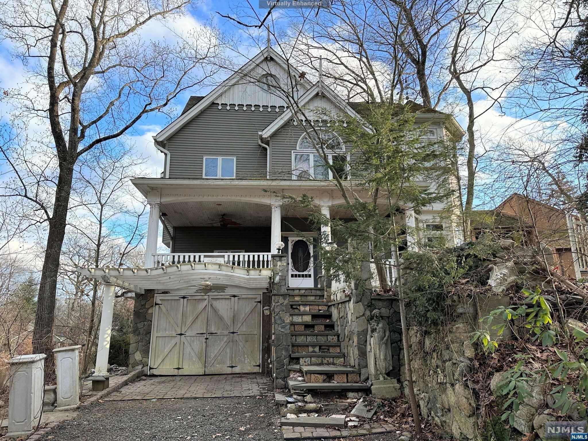 This colonial style home is lakefront which features an entry foyer, living room, kitchen, formal dining room, den/office, and full bath on the first floor. The second floor is comprised of the MBR/MBTH, 3 bedrooms and a full bathroom. The buyer is responsible for obtaining the CCO, Smoke Cert. and/or all inspections required to close. The property is being sold "As-Is". Cash Only Offers.