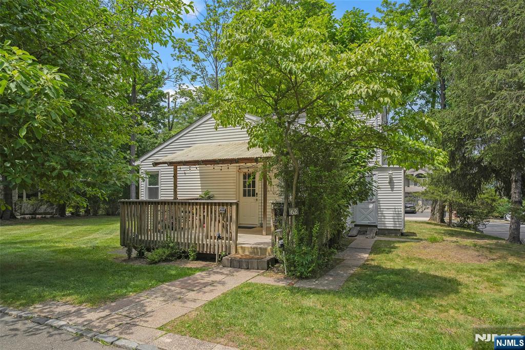 Welcome to this great rental conveniently located close to parks, schools, transportation and downtown. Featuring 3 bedrooms and 2 full baths and hardwood floors and a nice kitchen! Plenty of room to play with a yard and overhang on the deck to enjoy the seasons. A first floor bedroom is ideal for extended family. Plenty of room in the basement for storage and laundry.