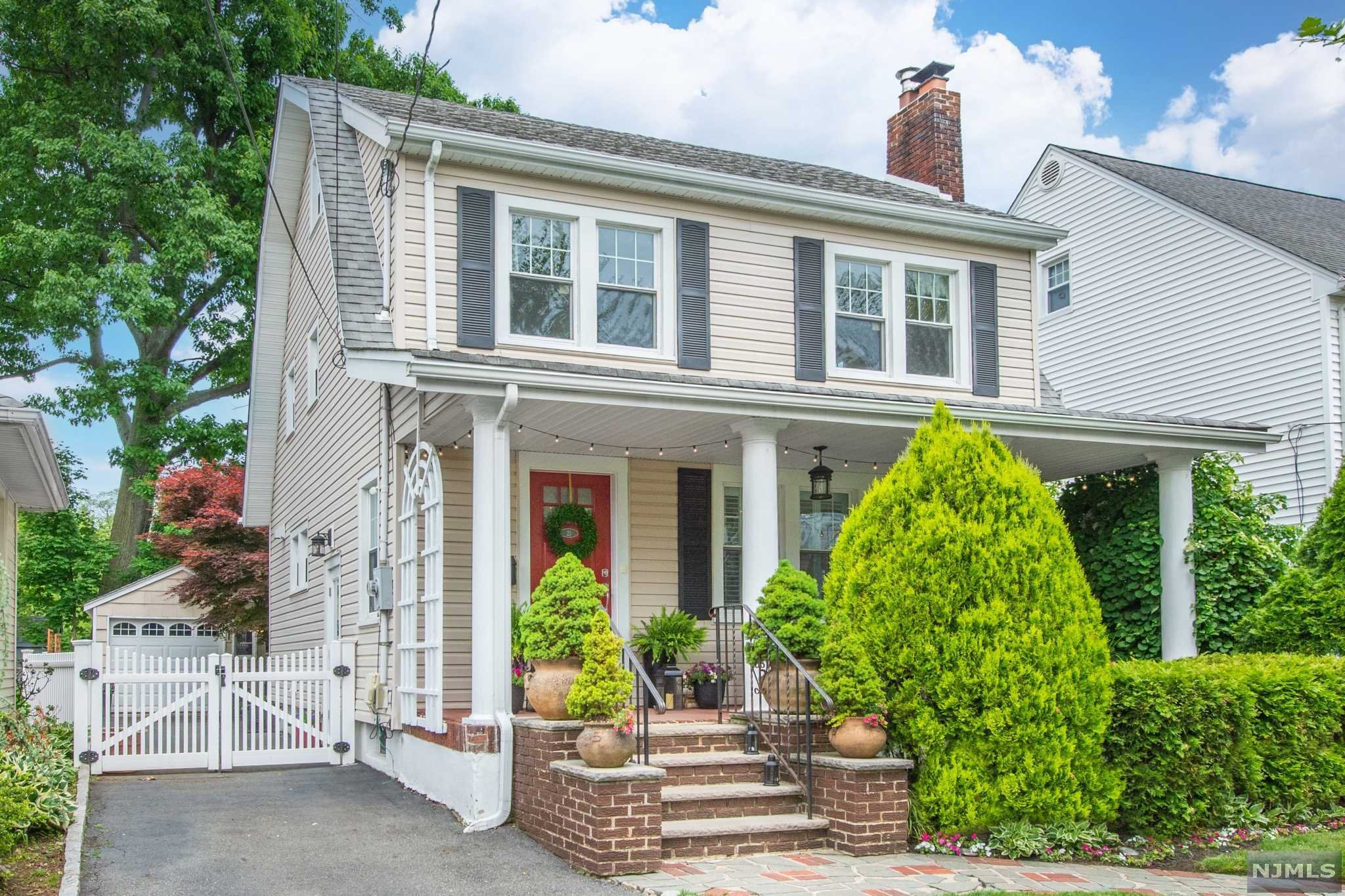 Renovated Brookdale colonial. You'll first be greeted by the prettiest curb appeal and large front porch. Once inside, an inviting entry foyer welcomes you to this crisp & sun filled open floor plan home, surrounded by stunning custom California shutters. A bright & beautiful renovated kitchen is the heart of this home, complete with ss appliances, white quartz counter tops and center kitchen island w/ built in wine fridge and microwave. Hw floors throughout. First fl family room with updated full bath and custom built-in could be used as first floor bedroom, w/access to the loveliest backyard retreat. 2nd floor offers 3 BR's, modern renovated full bath and huge primary suite w/ updated ensuite bath. Finished 3rd floor is the perfect additional bedroom or guest suite. Fantastic, finished basement w powder room. Just around the corner from 121- acre Brookdale Park, close to great Montclair and Bloomfield shops and restaurants and an easy commute to NYC.