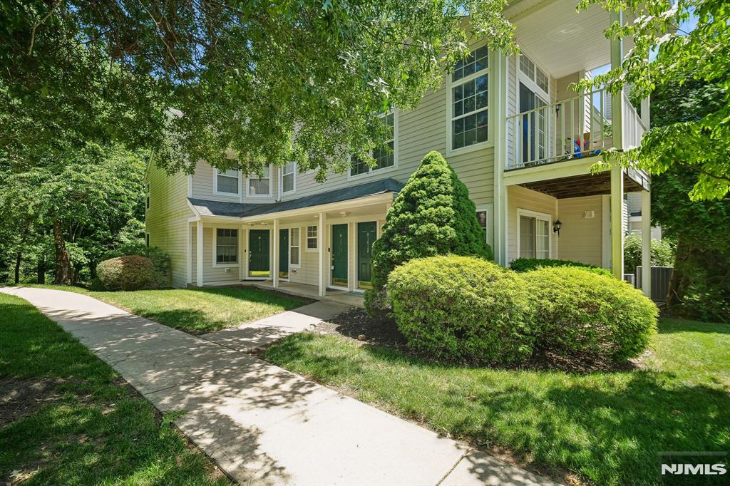RARE opportunity in sought-after Paddington Square! This desirable end-unit offers exceptional potential and features a LARGE UNFINISHED BASEMENTâ€”a hard-to-find bonus space ready for storage, recreation, a home office, or future finishing. The main level features a living room with a fireplace and sliding glass door to the patio, dining area, kitchen, spacious bedroom with closet system, and a full bath. New HVAC installed in 2024. Needs some TLC but with cosmetic updates, it offers a fantastic opportunity to customize and add value in a highly desirable community. Residents enjoy a clubhouse, swimming pool, kids playground and one assigned parking space. Being sold â€œas isâ€. For more info, contact listing broker Kristin Graves 201-825-6600 x222