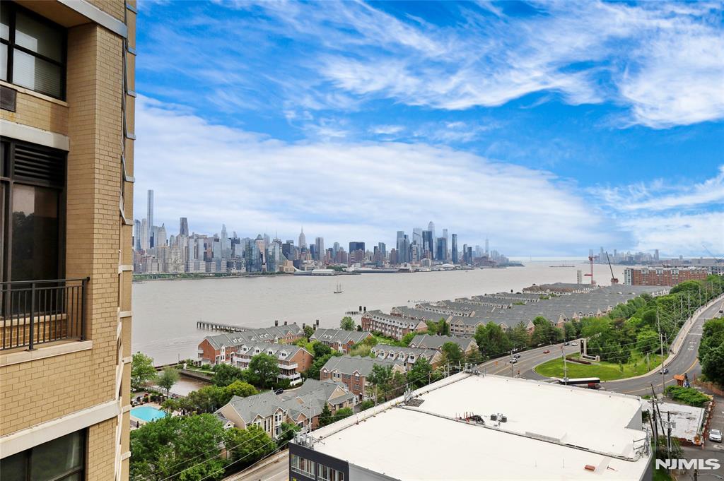Luxury Hi-rise on Boulevard East Watch the boats go by Check out the largest one bedroom 1.5 baths condo at Galaxy Towers all rooms face east providing spectacular views of the Hudson River and New York City skyline. the bedroom is huge with lots of closet space. The unit is located on a floor with direct access to the garage thus avoiding the need to carry groceries or packages thru the lobby. 24 hr. door person, Elevators,, indoor parking, tennis courts and pickleball courts, BBQs indoor and outdoor swimming pool, gym, Spa, ,saunas ,jacuzzi, shops on premises., Restaurants ,supermarket ,deli, public transportation in front of the building .New Jersey transit and New York Waterway. pets welcomed 15 minutes to midtown Manhattan.