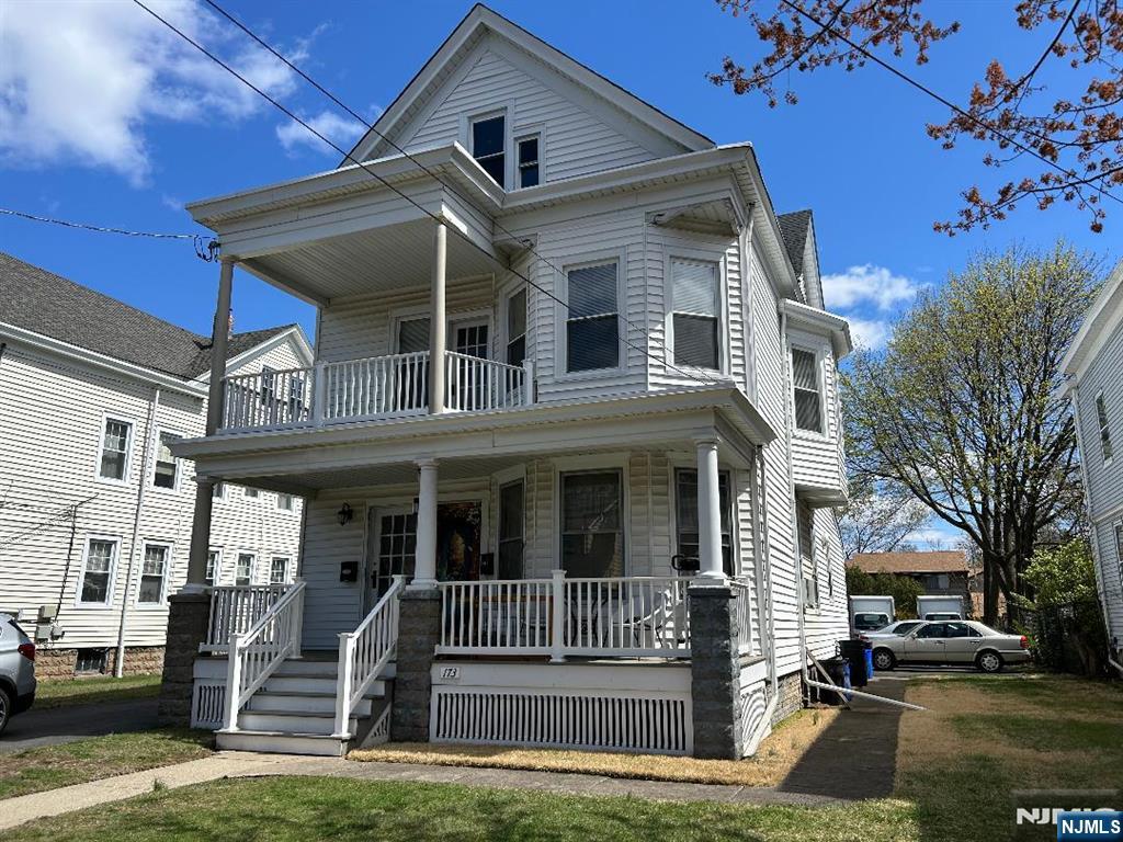 Beautifully renovated (2023) 2nd floor apartment in two family style home. Close to Town Center, Train Platform, Shopping and County Park. This sun filled unit offers open living room and dining room combination, kitchen with all appliances, 2 bedrooms and full bath with shower over tub. Hardwood floors. Open front porch. Laundry hookups in basement. Two off street parking spaces. No pets or smoking permitted in subject rental.