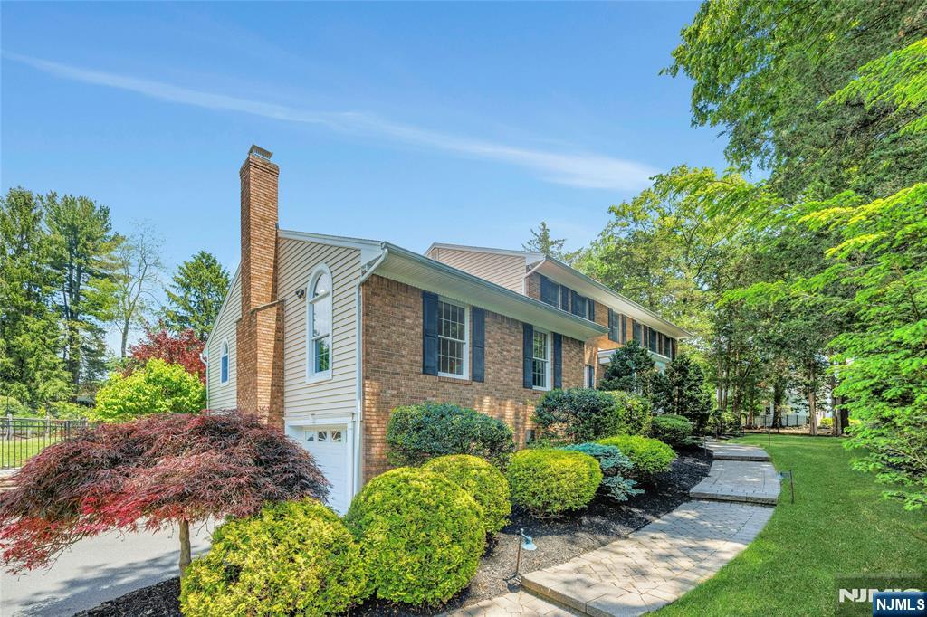 Welcome home to this beautiful home tucked away on a quiet cul de sac located in desirable Walder Farms. A wonderful serene and private setting. Step inside to this open and inviting floor plan highlighted by a spacious Great Room with high ceilings and a floor to ceiling warm fireplace, French doors open to Formal Dining, ideal for entertaining. The heart of the home is the updated kitchen with center island, elegant granite counters, and casual dining area that opens to the Family room with fireplace. Sliders open to large deck, private and inviting fenced yard. Upstairs brings you to 4 generous bedrooms, primary ensuite with full bath with double vanity, spa like tub, and separate shower, walk in closet. A special home that will bring many years of happiness!