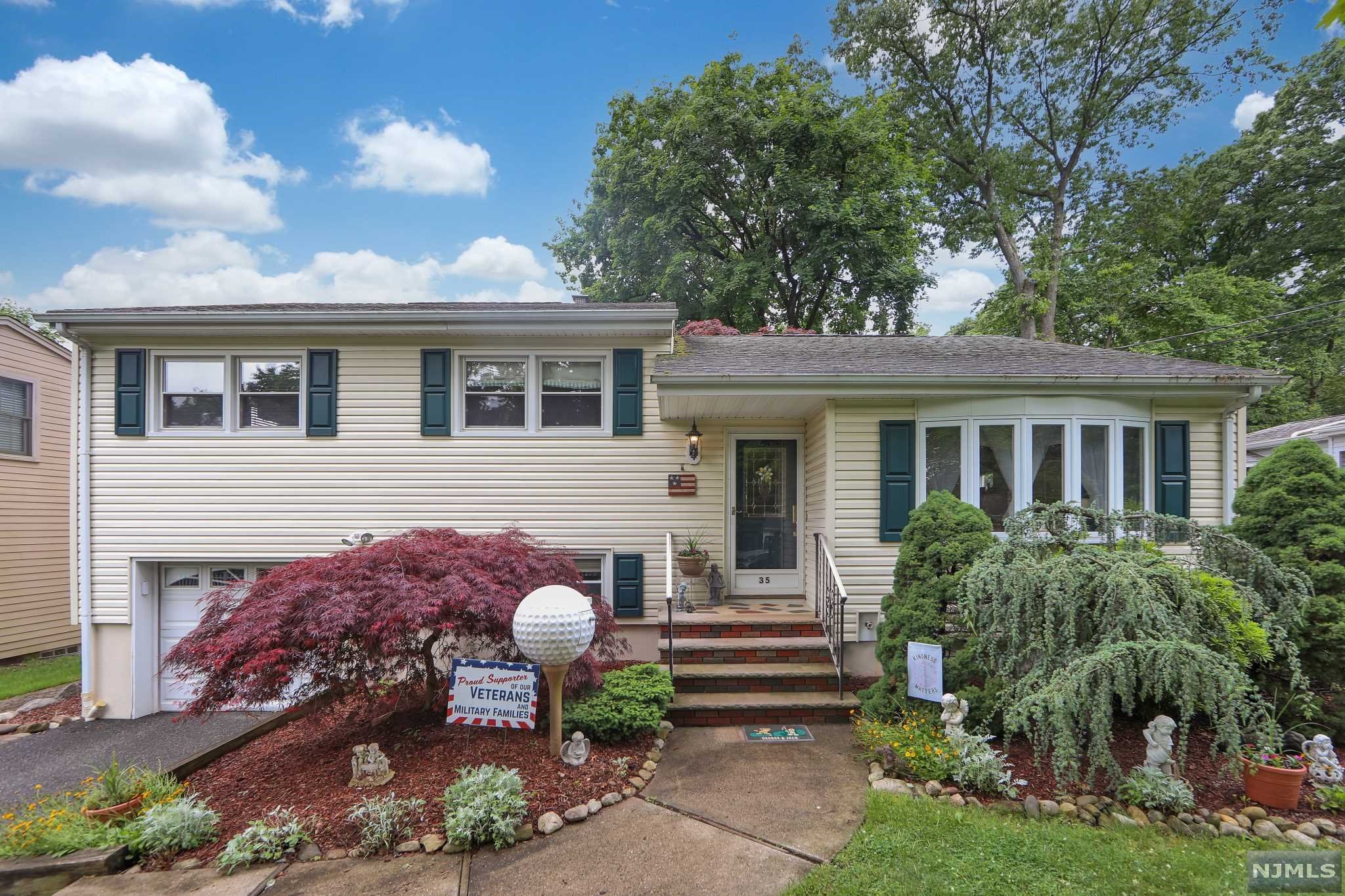 WELL MAINTAINED SPLIT LEVEL STYLE HOME IN SOUGHT AFTER TOWN OF PARK RIDGE WITH TOP RATED SCHOOLS. ENTRY FOYER INTO UPDATED KITCHEN AND OPEN DINING ROOM w/OE TO DECK. BRIGHT LIVING ROOM COMPLETES THE MAIN LEVEL. UP A SHORT FLIGHT OF STAIRS TO THE BEDROOM LEVEL: PRIMARY BEDROOM HAS A HALF BTH,TWO ADDITIONAL BEDROOMS & THE MAIN HALL BATH. LOWER LEVEL HAS FAMILY RM,GARAGE ACCESS,LAUNDRY AREA w/UTILITIES & OUTSIDE ENTRANCE TO BACK YARD. FINISHED BASEMENT WITH GAS STOVE & STORAGE. MAKE YOUR NEW MEMORIES IN THIS WONDERFUL HOME. CALL JOHN FALCONE @ RE/MAX REAL ESTATE LIMITED 201-599-1100 X310.