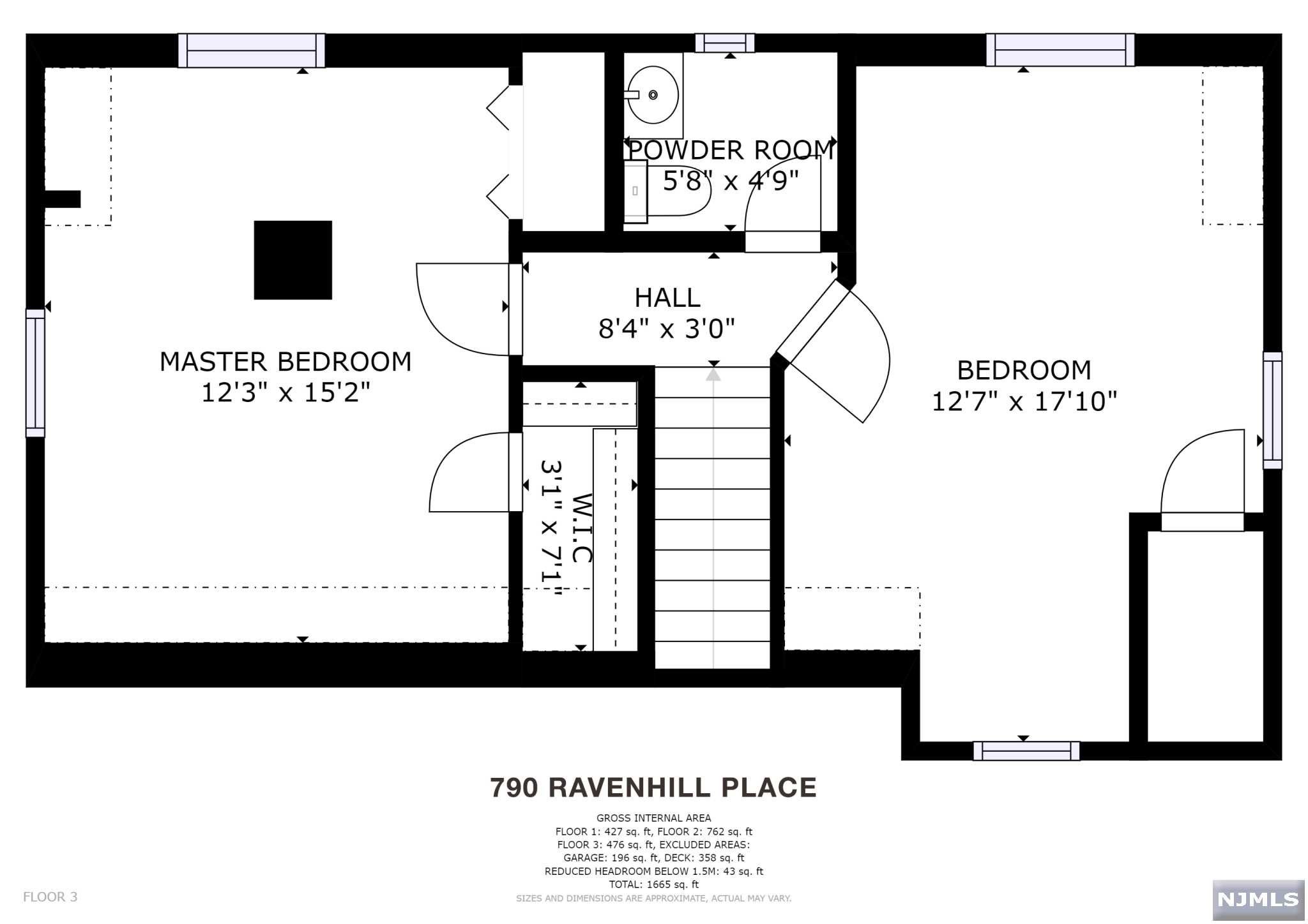 Main image without alt text
