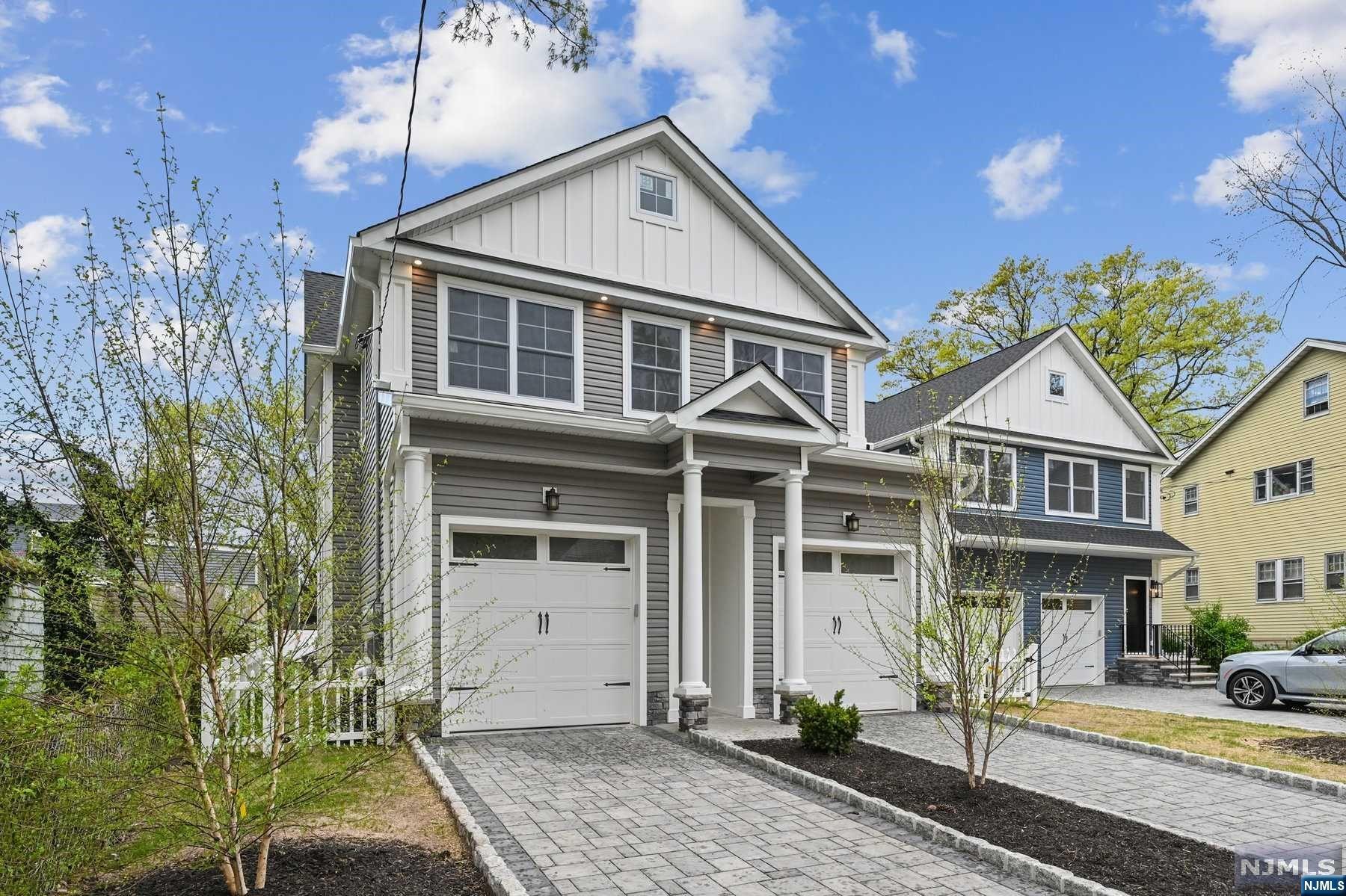 2024 NEW CONSTRUCTION multi family home! live in one unit and gain income from the second unit. The house was built top notch, just unpack your luggage and move right in! both unit have master bedroom with master bathroom and laundry room. access from first floor to big back yard and finished basement.