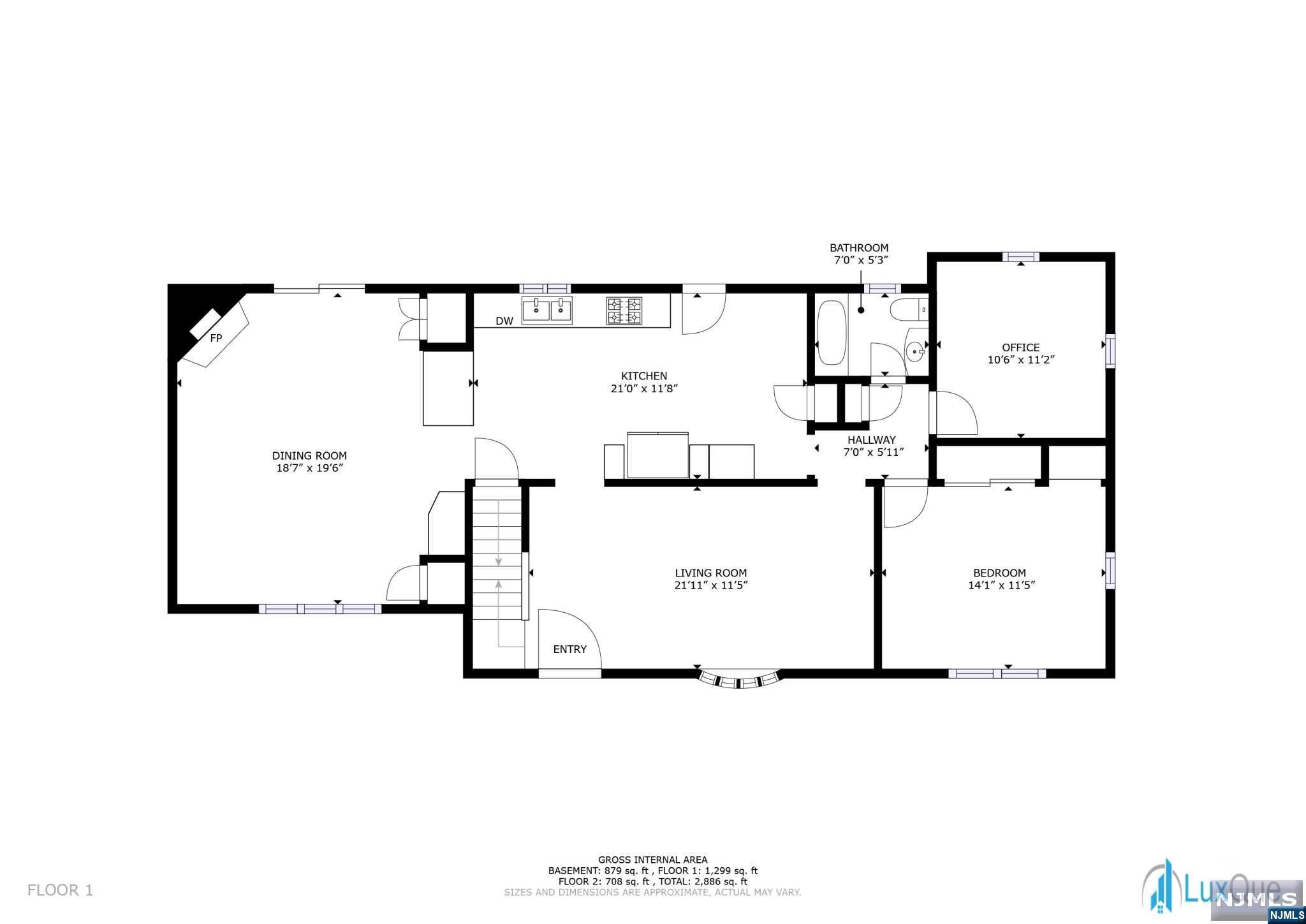 Main image without alt text