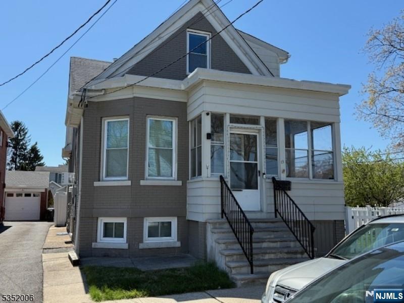 2-bedroom unit available immediately. Heat, electricity, and storage are all included in the rent. Laundry hooks ups will be installed in basement. Convenient location and move-in ready!