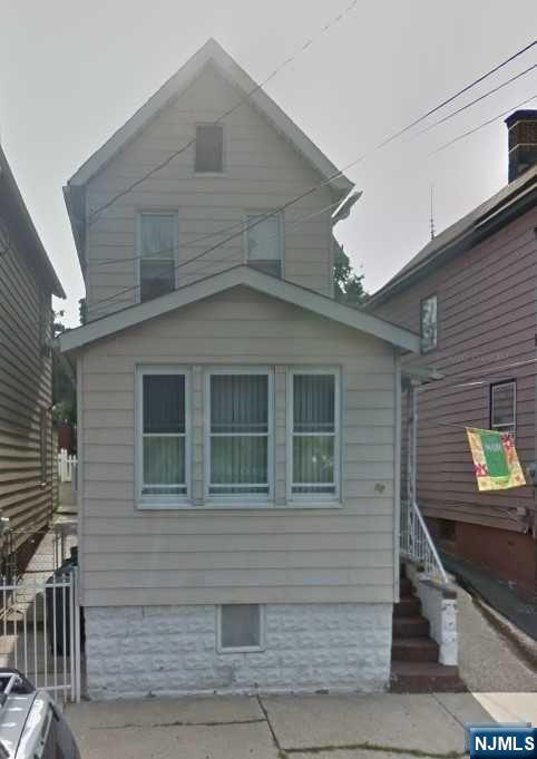 One family home that offers 3 bedrooms and 1 full bathroom. Driveway and detached one car garage. Full unfinished basement.