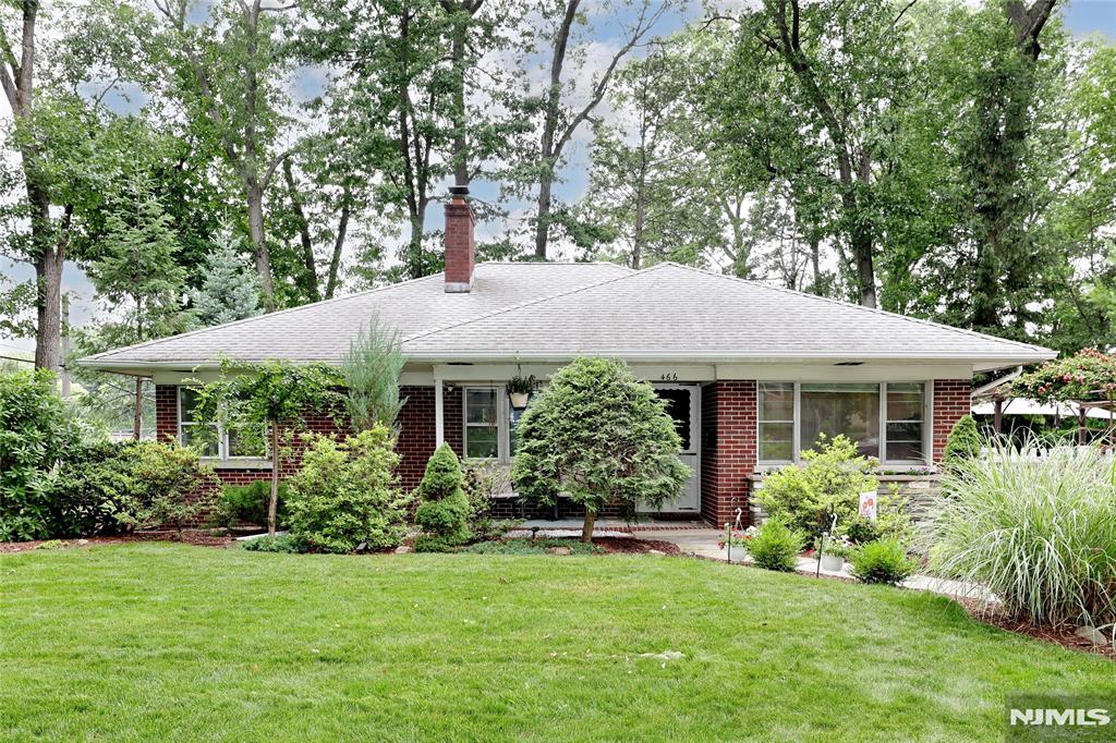 COME AND VIEW THIS CHARMING & SUN FILLED 3 BEDROOM, 1 FULL BATH, ONE STORY BRICK RANCH STYLE HOME. SITUATED ON A PRIVATE 146 X 100 LANDSCAPED PROPERTY ON A RESIDENTIAL STREET. THIS HOME OFFERS ENDLESS POSSIBILITIES TO EXPAND, PUT ON A 2ND.FLOOR, OR JUST ENJOY THE ONE FLOOR LIVING. ENTER THE MAIN FLOOR FROM THE COVERED FRONT PORCH, LIVING RM/WOOD BURNING FIREPLACE, DINING RM, KITCHEN WITH O/E TO SIDE PATIO & YARD, 3 BEDROOMS, AND A NEW FULL BATH/SOT. THE FULL BASEMENT IS PARTIALLY FINISHED WITH A SEPARATE LAUNDRY RM, LARGE PLAY RM, WORK SHOP, UTILITIES & STORAGE. FENCED IN REAR YARD WITH AN OVER SIZE DRIVEWAY PARKING, STORAGE SHED. HARDWOOD FLOORING, CENTRAL AIR, NEWER ROOF, CLOSE TO SCHOOLS, SHOPPING AND NYC PUBLIC TRANSPORTATION. GREAT VALUE AND HOME.
