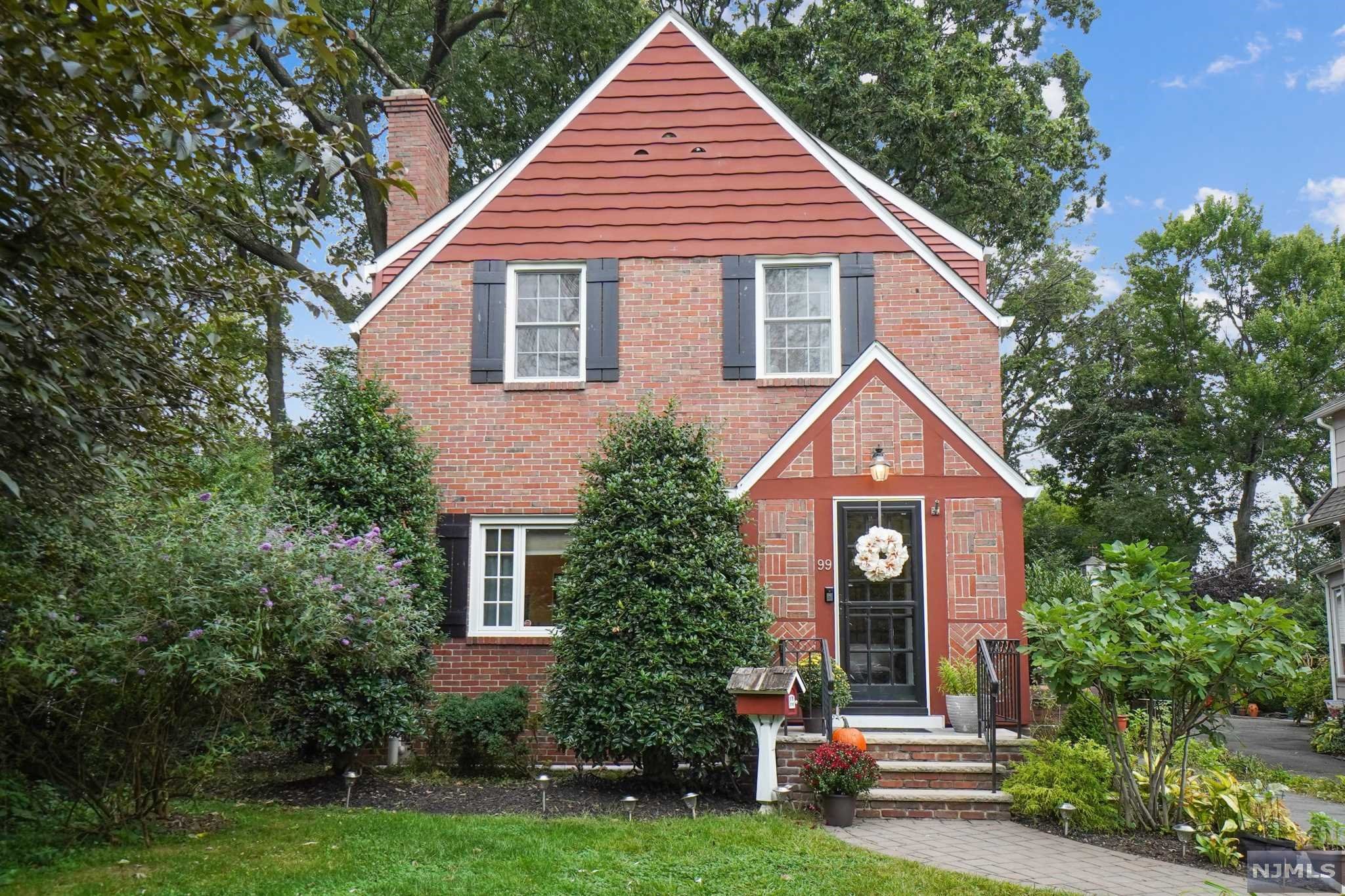 LOCATION, LOCATION, LOCATION combined with style and updates galore! Just 2 blocks from beautiful Brookdale Park and less than a mile to BOTH Watchung Plaza shops & train and Upper Montclair shopping & train makes this inviting home the perfect location for commuting, running errands and dinner out, yet the interior makes you want to stay put! Entertaining is easy in the beautiful, updated eat-in kitchen with island and quartz countertops. Deck off kitchen overlooks a deep yard with loads of room for outdoor fun. Master bath is complete with soaking tub, double sink, stall shower and serene view. Finished basement ideal for relaxation or WFH space.