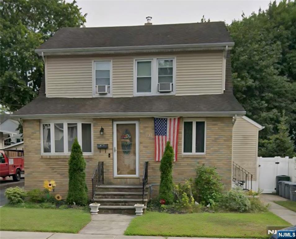 Well maintained second floor apartment nestled in a two family style home. This inviting residence features a bright and welcoming living room, eat-in-kitchen, 2 bedrooms and a large full bath with tub. The unit also offers laundry and has plenty of on street parking. Walking distance from local park and Boys and Girls club. Convenient to major highways, shopping, park and the Hawthorne and Glen Rock train stations.
