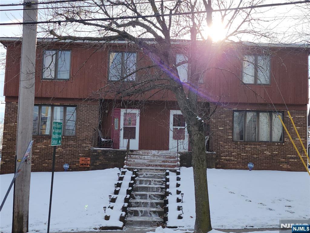 TOTAL 1864 SF 3 BED 2.5 BATH AVAILABLE IN THE EXTREMELY DESIRABLE AREA OF HASBROUCK HEIGHTS. STAINLESS APPLIANCES AND KITCHEN WITH QUARTZ COUNTERTOP. NEW BATHROOM AND FLOOR. 1 CAR ATTACHED GARAGE AND DRIVEWAY PARKING. GREAT LOCATION CLOSE TO NYC BUS , CLOSE TO SCHOOL, SHOPPING, AND HIGHWAY. TENANT RESPONSIBLE FOR ALL UTILITY. CO-OWNER HAS REAL ESTATE LICENSE.
