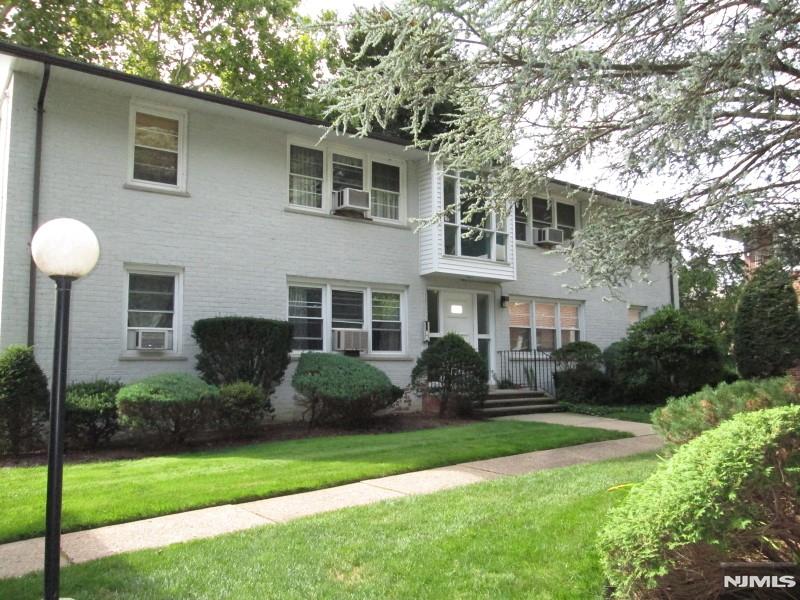 CONDO IN RADBURN SECTION OF FAIR LAWN. 2ND FLOOR. ONE BEDROOM W/NEW CEILING FAN AND TWO CLOSETS, KITCHEN W/NEW REFRIGERATOR, LIVING ROOM/DINING AREA.HARDWOOD FLRS THROUGHOUT EXCEPT KIT AND BATHROOM,1 FULL BATH WITH NEW VANITY. HEAT, HOT WATER, WATER, STORAGE & TWO PARKING SPACES INCLUDED IN RENT. COIN OPERATED LAUNDRY IN COMPLEX. CLOSE TO NYC TRAIN AND BUS, SCHOOLS & SHOPPING. CREDIT RPT THRU NTN. NO PETS AND A SMOKE FREE ENVIRONMENT.
