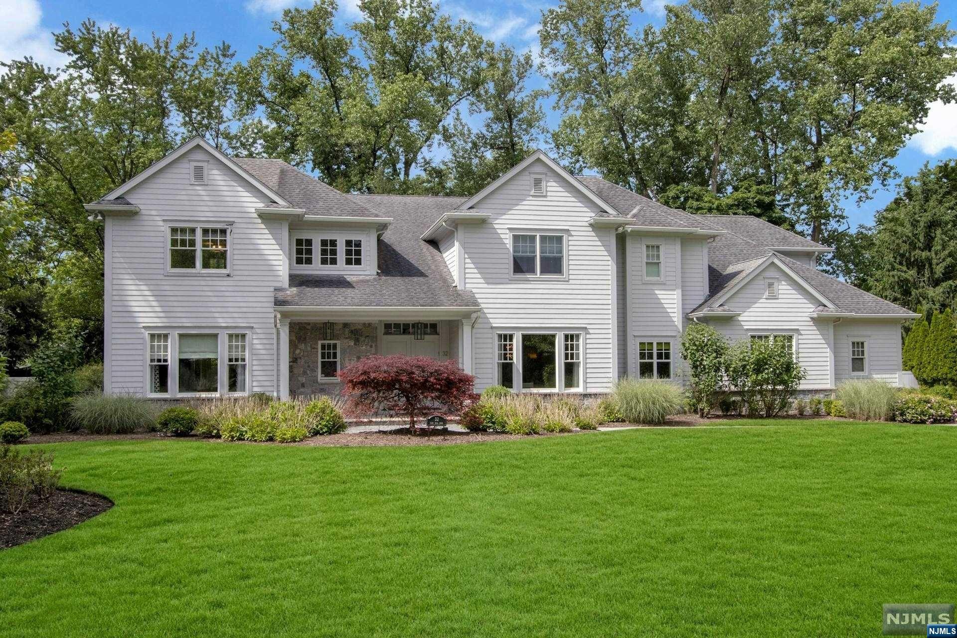 CUSTOM-BUILT CENTER HALL COLONIAL ON THE PRIME EAST HILL OF DEMAREST. FEATURING 6 BEDROOMS, 5 FULL AND 2 HALF BATHS ON OVER A PRIVATE HALF ACRE OF SPECTACULAR RESORT LIKE PROPERTY WITH GORGEOUS POOL AND SPA. TWO-STORY ENTRY FOYER, FORMAL LIVING ROOM, LARGE FORMAL DINING ROOM WITH BUTLER'S PANTRY, OVERSIZED GREAT ROOM WITH COFFERED CEILING AND SERVICE BAR, FIREPLACE & FRENCH DOORS LEADING TO PATIO WITH LOGGIA. SPACIOUS GOURMET KITCHEN WITH LARGE CENTER ISLAND & BREAKFAST ROOM, POWDER ROOM, LAUNDRY ROOM, HALF BATH, MUD ROOM AND SECONDARY STAIRCASE COMPLETE THE FIRST FLOOR. PRIMARY BEDROOM SUITE WITH SPA LIKE BATH, RADIANT HEAT AND OVERSIZED CLOSETS, PLUS 3 LARGE ENSUITE BEDROOMS AND GUEST ROOM. EXSPANSIVE LOWER LEVEL FEATURING A LARGE THEATER, OVERSIZED RECREATION AREA, LOUNGE, BEDROOM, FULL BATH AND STORAGE. DESIGNER QUALITY FINISHES THROUGHOUT, HIGH CEILINGS, HOUSE GENERATOR, BLUE RIBBON SCHOOLS, CLOSE TO NYC...INCREDIBLE OPPORTUNITY TO OWN THIS VERY SPECIAL HOME!!