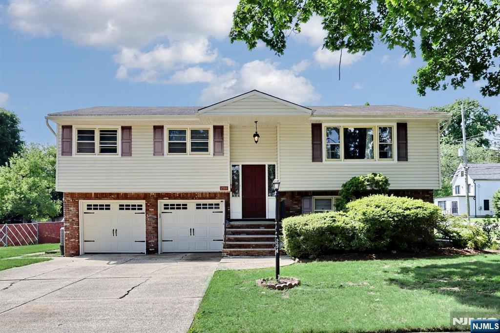 Endless Possibilities on the Oradell Border! This spacious 5-bedroom, 2-bath bi-level offers room to grow, a flexible layout, central air, electric baseboard heat, and a 2-car garageâ€”located on Cul-de-Sac in New Milford close to everything. Bring your vision and make this home your own! Sold strictly AS IS. call Liz Ruckdeschel Coldwell Banker 201-522-4020