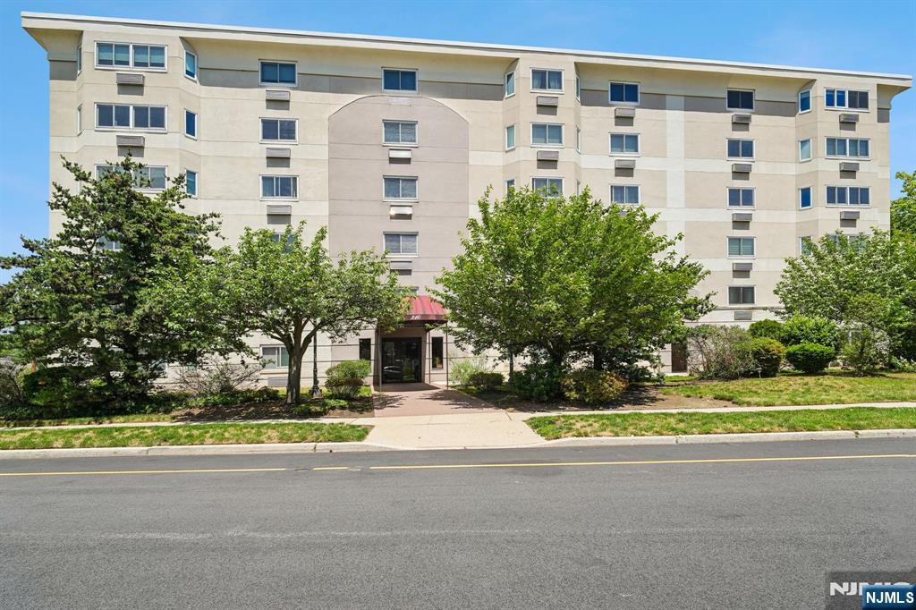 Welcome to the Prospect Ashley in the prestigious Fairmount section of Hackensack. This extra large, (1,353 square feet) light and bright unit has a great open floor plan. It features the Entry foyer, open kitchen with granite counter tops, stainless appliances and custom breakfast bar. Large open living room and dining room. Large master bedroom with master bath and walk-in-closet. Large 2nd bedroom and 2nd bath. Newer flooring throughout. Washer and dryer in unit. Small dog okay up to 25 lbs. Comes with a covered parking space. Great views from the windows. Just move right in. Close to several malls, HUMC, schools and easy access to several highways. A short walk to NYC Transportation.