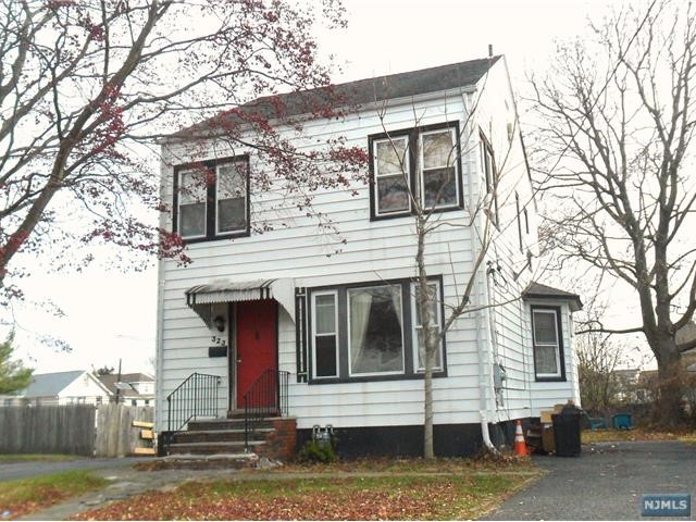 Come see this Colonial, close to transportation to City, has plenty of space for your imagination to run wild and upgrade and fix to your taste,