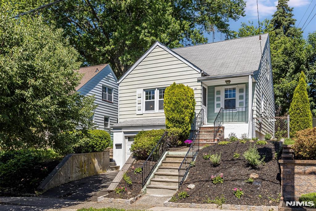 Welcome to 50 Ridge Ave, Bloomfield, NJ! This delightful 3 bedroom single-family home provides a functional layout perfect for comfortable living. Whether you're hosting a gathering or enjoying a quiet evening, this layout is sure to suit your needs. This well maintained home offers generous room dimensions to make it easy to personalize the space and turn it into your dream home. Outside, the property offers curb appeal and a great location within the charming Bloomfield community. Sliding doors from the den/office open into a nice size fenced in backyard and patio area perfect for barbeques. With everything conveniently located nearby, enjoy the best of suburban living in a vibrant neighborhood. Call today to schedule your private showing and don't miss out. HIGHEST AND BEST OFFERS DUE ON WED @ 6PM