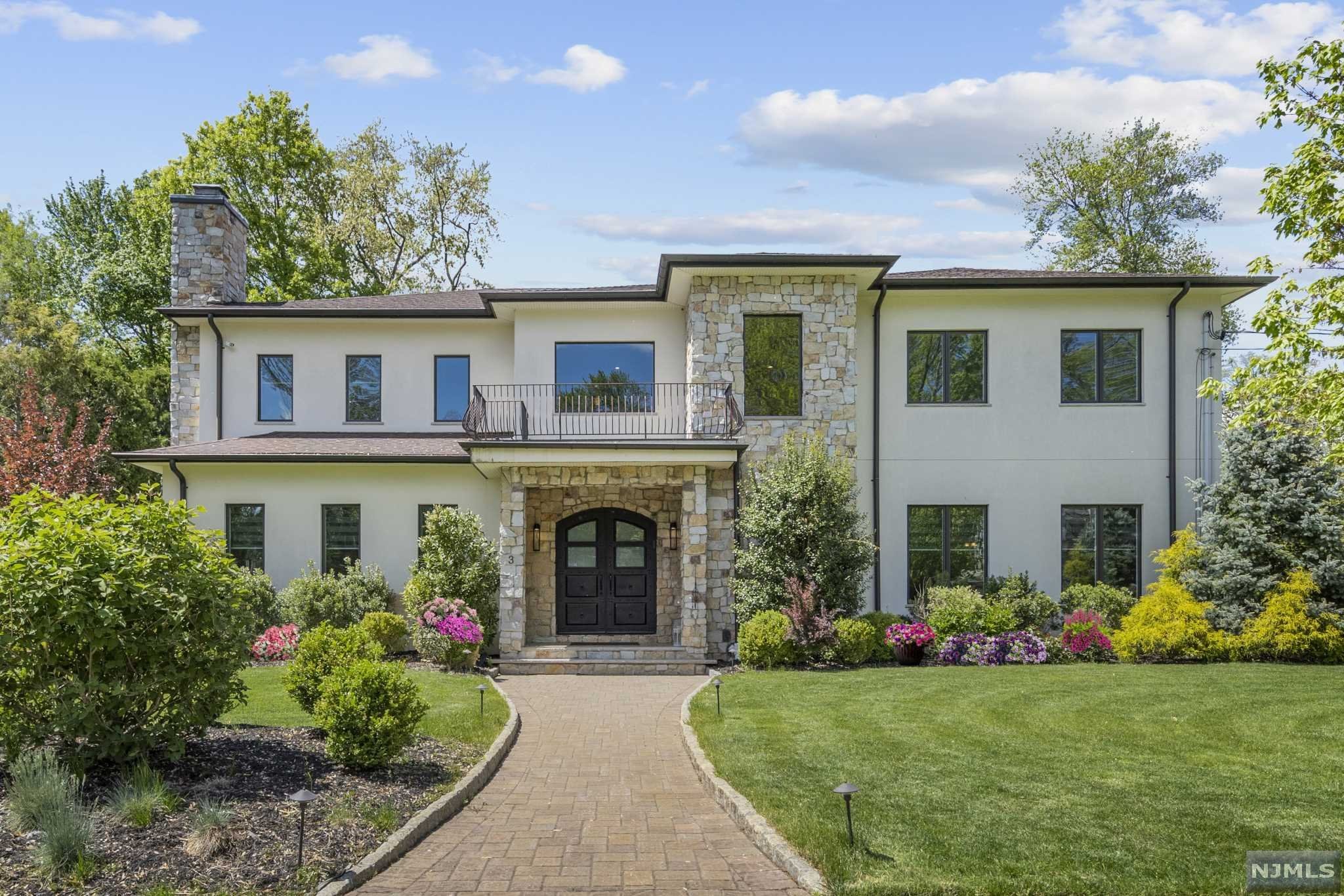 East Hill - Spectacular European Designed smart home w/ 6 Bedrooms & 4.5 bathrooms Best Location in Town! Approx 7,000 sqft. of living space. Impressive double iron doors entry takes you to a two-story foyer through to the formal living room w/ gas fireplace, formal dining room & chef kitchen w/ Subzero & Wolf appliances, an enormous island w/ seating that opens to a large family room with walls of windows & a view to the yard that has a built in outdoor kitchen. An ensuite, half bath, mudroom & heated 2 car garage with lots of storage complete the first floor. The second floor features a master bedroom and sitting area, Juliet Balcony, master bath, and his/hers walk-in closets.2 additional bedrooms, Jack & Jill bathroom,ensuite bedroom and laundry room.The spacious basement with 9 foot ceilings features a large recreation area,theater, bedroom,office,gym,walk-out to yard. Close to downtown shopping & Blue ribbon schools. Owner holds RE license.