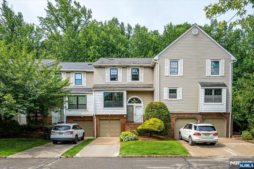 North East-Facing Home (Please Verify) Beautifully Maintained Prime North Edison Location Welcome to this beautifully maintained 3-bedroom, 2.5-bath townhome with a 1-car garage in the highly desirable Maples/Grande Woods community of North Edison. This home offers a thoughtful combination of updated features, functional living spaces, and a convenient location. Gleaming hardwood floors extend throughout the home. The remodeled kitchen features granite countertops, custom cabinetry, stainless steel appliances, and a heated floor, providing both style and functionality. A spacious above-grade bonus room offers flexible space that may be used as a home office, recreation room, media room, fitness area, or for other uses to suit your needs. The remodeled bathrooms are enhanced by skylights that provide abundant natural light. The primary bedroom includes a custom-designed closet with built-in cabinetry for added organization. Additional updates include newer windows, a 2026 water heater, and two wood-burning fireplaces. The private patio overlooks a backyard with mature maple trees, offering an outdoor space to enjoy throughout the seasons. A crawlspace provides additional storage options. Conveniently located near shopping, dining, parks, public transportation, major highways, and other local amenities, this home offers easy access to everyday conveniences.