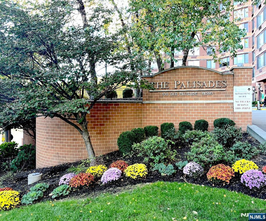 Welcome to THE PALISADES this move-in ready 1-bedroom, 1-bathroom condo offering comfort, convenience, and modern living. This inviting home features a bright and open layout with a spacious living and dining area, perfect for both everyday living and entertaining. The kitchen is well-appointed with ample cabinetry and counter space, while the bedroom is generously sized. Enjoy the added convenience of all the amenities THE PALISADES offers such as a pool, exercise rooms, child play area as well as a dedicated parking space in the building, providing ease and security year-round. Located in a close to shopping, dining, and transportation, this condo is truly turnkey and ready for its next owner.