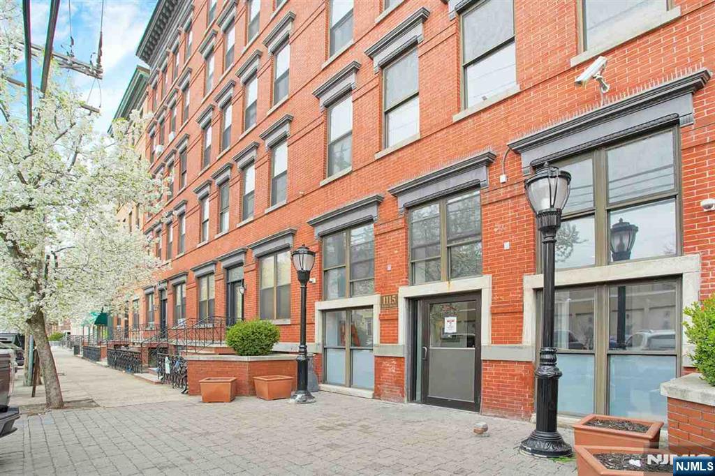 Welcome to 1115 Willow Avenue in prime uptown Hoboken! This 1-bed, 1-bath, 725 sq. ft. condo features hardwood floors, high ceilings, and crown molding. The modern kitchen boasts stainless steel appliances, granite counters, and ample cabinetry. A spacious open living and dining area is perfect for relaxing or entertaining. The large bedroom includes a sitting area, while the bathroom offers a bathtub/shower with glass doors, vanity, and storage. Building amenities include a rooftop deck with stunning views, gym, outdoor pool, BBQ patio, laundry room, and digital entry access. Ideally located near top restaurants, boutiques, grocery stores, and NYC transportation. Don't miss this opportunity, schedule your showing today!