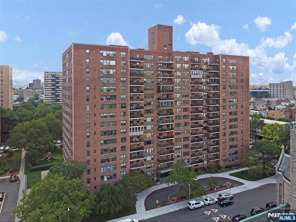 Beautifully Renovated Oversized Studio with High-Rise Manhattan View! Excellent location! 4 short blocks (0.3 mi) to Journal Square PATH station. Updated open kitchen, ss appliances, updated bathroom, HW floors throughout, huge amount of closet spaces, partition shelves offers extra storage and can divide living area / sleeping area if desired (current tenant put to side to use as storage.) Rent includes Central A/C, Heat, HW, CW. Amenities 24-hour security / doorman, washer/dryer room, community room, play area, pool, elevator and 1 car parking for $110/m. Close to Journal Square PATH station and Indian Square, 28 mins to Manhattan, 30 mins to Pace University, 34 mins to New York University (NYU) and Midtown Manhattan. Utility: Central A/C, Central Heat, Hot water, Cold water are included in the rent. Tenant responsible for paying electricity and internet. No pets allowed. Building requires $100 (tbc) move in/out fee. Security Deposit: 1.5 x Monthly Rent. Minimum Lease: 12 Months