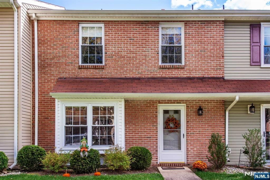 Desirable Deer Run Community, well maintained Townhome with resort style living- Welcome Home! Features include: Wonderful open floor plan, living room and dining room with beautiful fireplace with sliding glass doors to outdoor living. Updated kitchen: breakfast nook, stainless steel appliances, custom backsplash and pantry. Second floor includes: Primary suite with private updated bathroom and wall of closets. Second bedroom is also an en-suite with a full bathroom and walk-in closet. Additional attributes include: perfect for entertaining, all large rooms, 2 exterior storage closets, 2nd floor laundry room, assigned parking and recessed lighting. Community features: Club style amenities - 9 hole golf course, swimming pool, tennis/paddle ball, clubhouse with beautiful settings and views. Wonderful and convenient location: Minutes to NJ Transit Bus and Train, restaurants, shopping, malls and major highways.