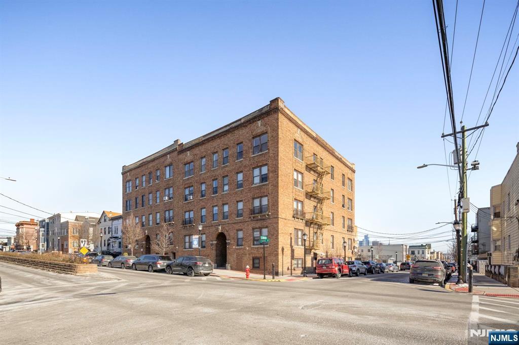 Spacious and well-maintained three-bedroom apartment in a prime location. Currently rented, this third-floor home sits within a pet-friendly condominium building and offers an ideal blend of comfort and convenience. In addition to the three bedrooms, the unit features an extra room that can be used as a home office or a small additional bedroom, offering valuable flexibility to meet todayâ€™s lifestyle needs. Additional highlights include in-unit laundry facilities, ample closet space, and hardwood floors throughout. Located in a charming pre-war building, this home offers a great mix of classic style and modern updates. With very low HOA fees and an easy commute to Manhattan, itâ€™s an excellent opportunity for any buyer.