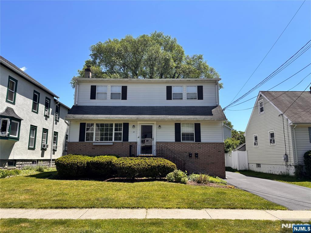 Wonderful immaculate two bedroom Rental on the first floor of a two family house. Close to he Train. Residential street. Extra bonus room in basement with storage and washer and dryer. 2 off street parking spots and backyard use.