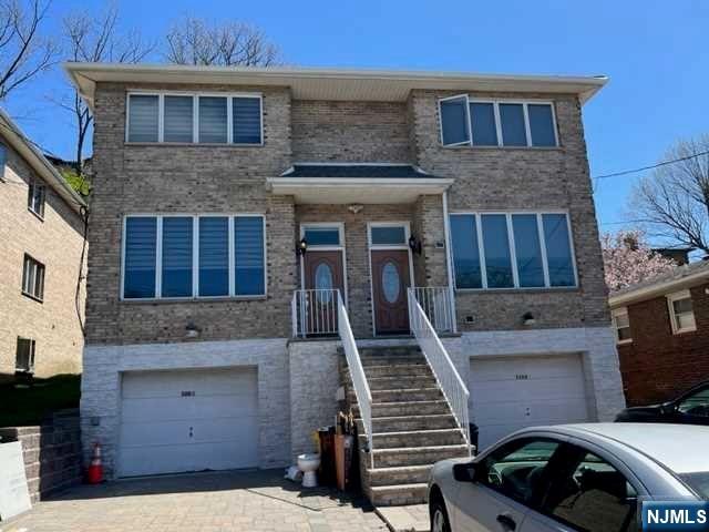 GOOD LOCATION, WALK TO BROAD AVE, 1 BLOCK AWAY FROM ELEMENTARY SCHOOL, RENOVATED 2 YEARS AGO, PAINT, BATHROOMS, ALL BLINDS LARGE BACK YARD WITH NEW PAVER BRICKS SUNNY AND BRIGHT, LARGE LIVING ROOM, RENT INCLUDE THEBASEMENT (SEPARATE ENTRANCE DOOR, 1 FULL BATH)