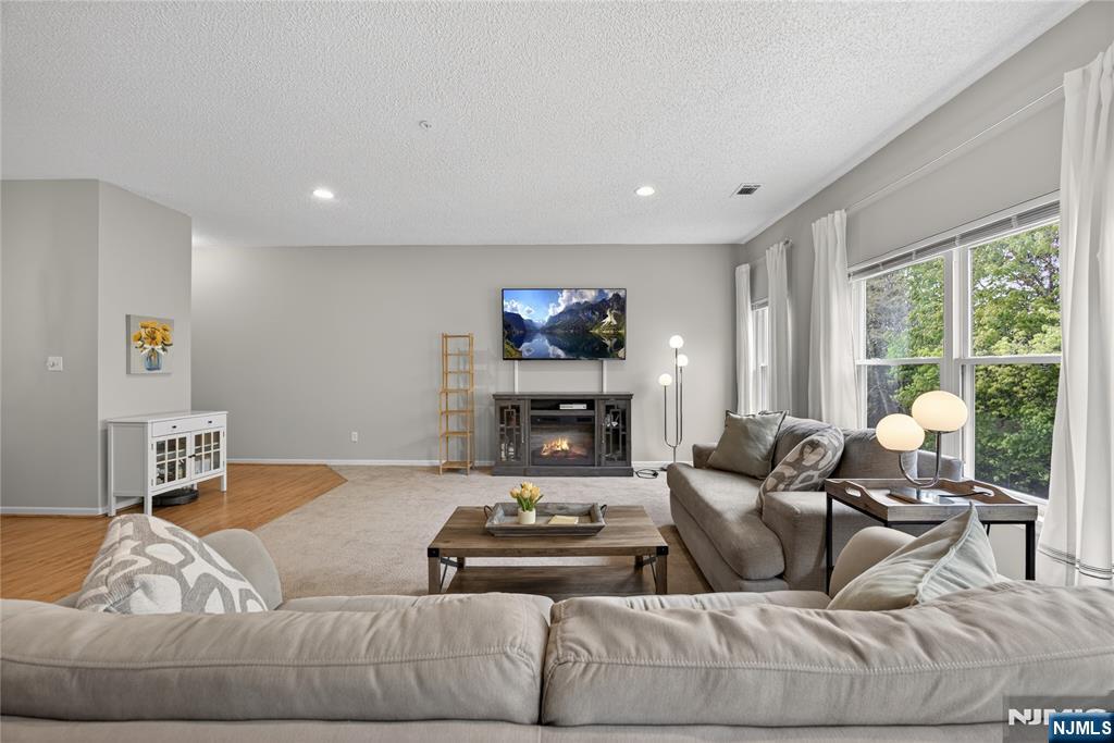 Located in the highly sought-after Brittany Chase community, this 3 bdrm, 2 full bath condo awaits with approx 1491 sq ft on the third floor of an elevator building! OPEN HOUSE SUN 5/31 from 1-4 PM