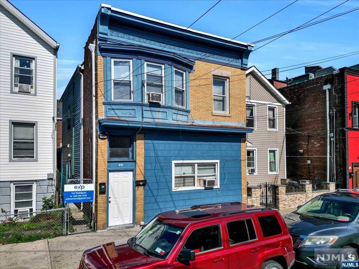 Back On The Market, Buyer couldn't perform! This multi family home has 5 bedrooms, 2 newly renovated bathrooms, new roof 2024, New furnace and hot water tanks installed 2023. Each unit has a kitchen and living area! Don't miss this opportunity! Month to Month tenants.