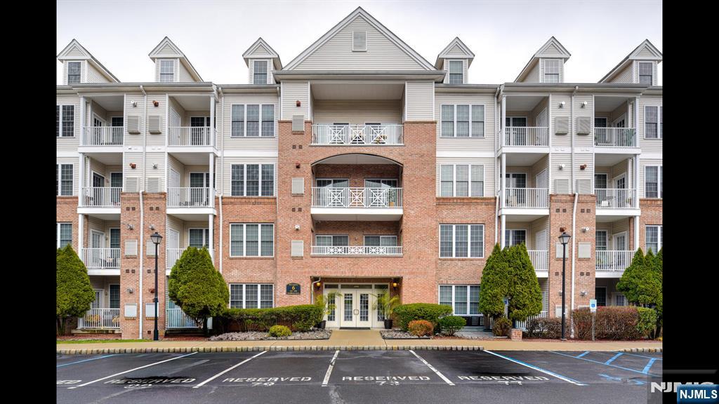 If you're looking for low-maintenance living with amazing amenities, then you have to check out this updated top floor unit perfectly situated in the complex. This spacious Chestnut model offers open living space with cathedral ceilings, gorgeous mountain views from the private balcony and a spacious loft complete with a storage closet. Enjoy resort like living complete with pools, gyms, tennis and basketball, clubhouses, game rooms, and more with low HOA fees. The easy commute to highways, mass transportation, and shopping create the dream come true life.