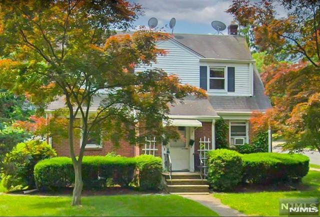 WELCOME TO 350 GILBERT ST, RIDGEWOOD! THIS 2BED/1BATH APARTMENT ON THE 2ND FL OFFERS SPACIOUS LIVING ROOM, SEPARATE DINING ROOM, TWO SUNNY BEDROOMS AND A FULL BATH. SHARED BACKYARD, DETACHED GARAGE AND A DRIVEWAY SPOT INCLUDED IN THE RENT- PLUS!! SEPARATE WASHER AND DRYER IN THE BASEMENT WITH AMPLE STORAGE SPACES! TENANT RESPONSIBLE FOR UTILITIES AND SNOW REMOVAL. LANDLORD TAKES CARE OF LAWN MAINTENANCE! PRIME LOCATION CLOSE TO DOWNTOWN, TRAIN/BUS TO NYC, EXCELLENT SCHOOLS, PARKS, RESTAURANTS, SHOPPING AND MANY MORE! CALL TODAY TO SCHEDULE!